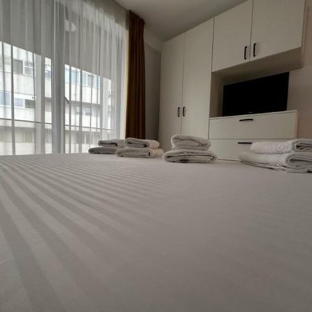 Appartamento Escape Lounge Craiova Esterno foto
