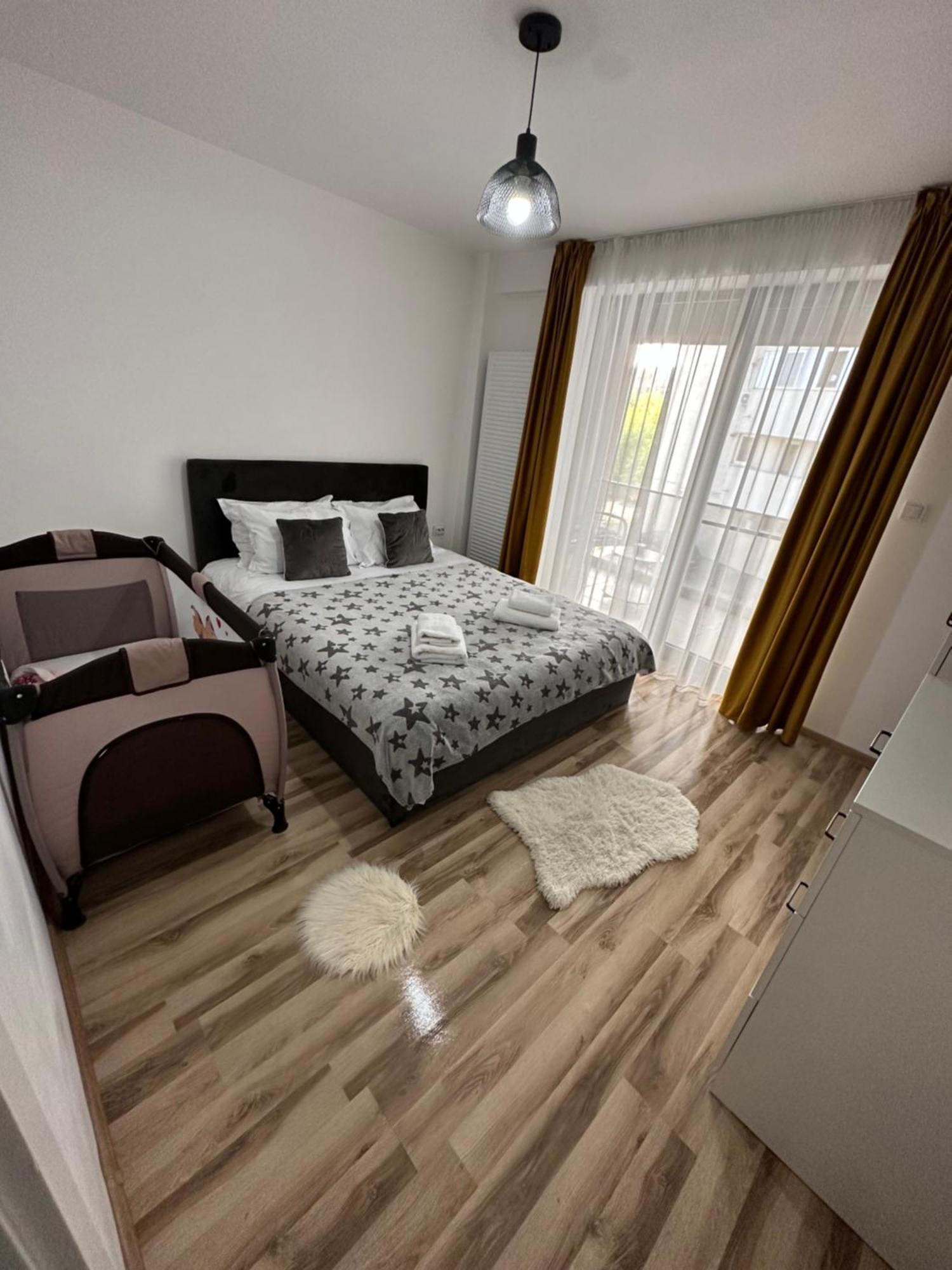 Appartamento Escape Lounge Craiova Esterno foto